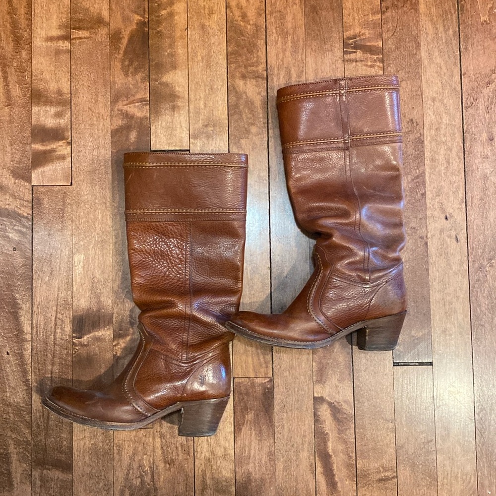 Frye size 7 heeled boots